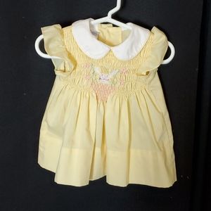 Vtg Polly Flinders 12 mos yellow smocked dress